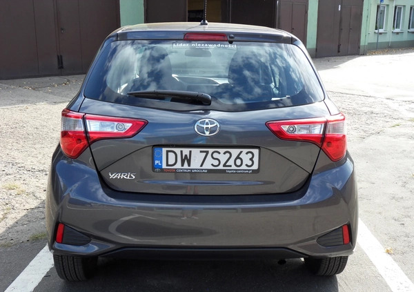 Toyota Yaris cena 57000 przebieg: 18536, rok produkcji 2017 z Wrocław małe 92